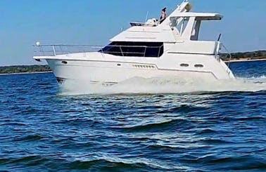 Best Deal out there! 41ft. Carver Motor Yacht Charter on Lake Texoma