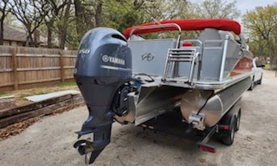 2023 Avalon Tritoon w/ Fish finder on Lake Bridgeport, TX