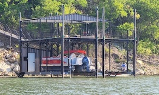 2023 Avalon Tritoon w/ Fish finder on Lake Bridgeport, TX