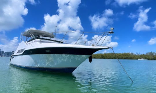 Cruiser Express Flight Bridge Yacht Rental in Miami, Florida