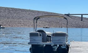 2017 Sun tracker Party Barge Tri-toon for Rent in Denver