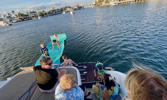 Iate de luxo de 43 pés em Fort Lauderdale, Flórida