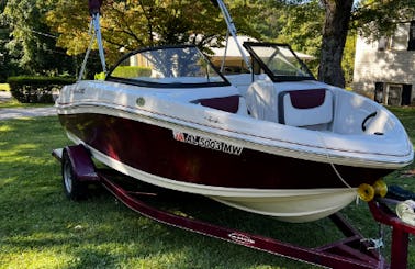 18ft Tahoe ski boat Rental in Cookeville, Tennessee