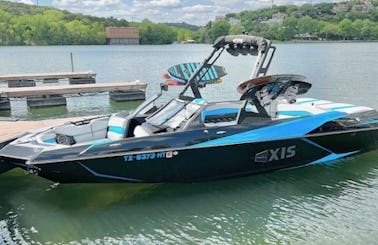 Luxury Axis Wakesurf and Party Cove Boat