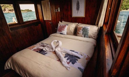 Cabin 1 : master Cabin, double bed, private bathroom, Air condition