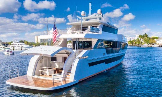 91ft Hargrave Mega Yacht Charter in Miami Beach, Florida