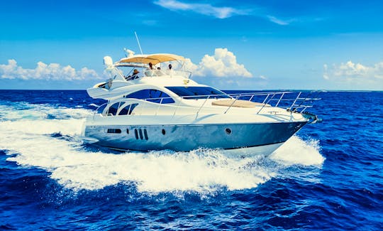 58ft Azimut Belle in Cancun, Isla Mujeres Luxury Meal included
