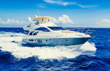 58ft Azimut Belle in Cancun, Isla Mujeres Luxury Meal included