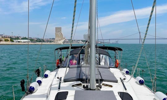 Crucero de lujo por el Bavaria Cruiser 56: crucero en barco por Lisboa