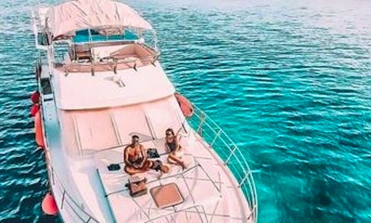 Gloria luxury yacht, Kefalonia, Greece