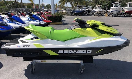 Sea Doo GTI 130 Jetski para alugar em Redding