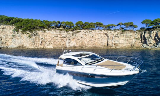 Rent a cool Jeanneau Leader 10 yacht and cruise around Dubrovnik, Croatia