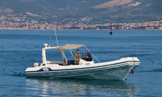 MarCo 26 RIB Rental in Split, Croatia