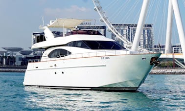 Azimut de lujo de 88 pies con Jazcuzzi en Dubái