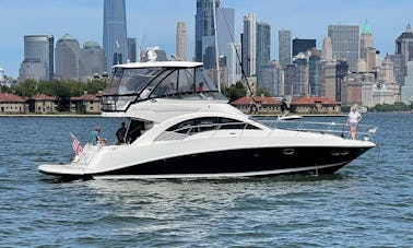 One & Only - Um luxuoso iate SeaRay de 52 pés, Brooklyn Bridge Park!