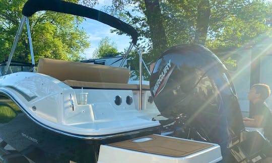 Deck Boat for Rent in Wellsville