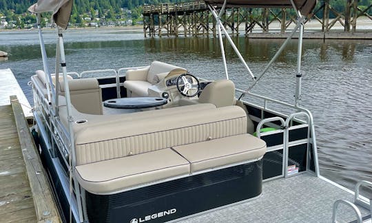 Party Legend Pontoon Boat in Vancouver