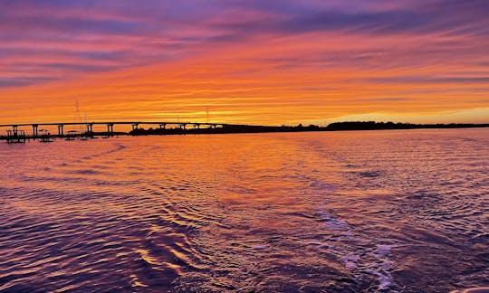 Croisière privée de 2 heures au coucher du soleil et avec les dauphins à Hilton Head avec le Key West 239 DFS 2021