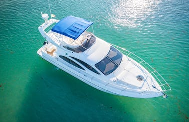 42' Azimut All-Inclusive Yacht Charter in Riviera Maya