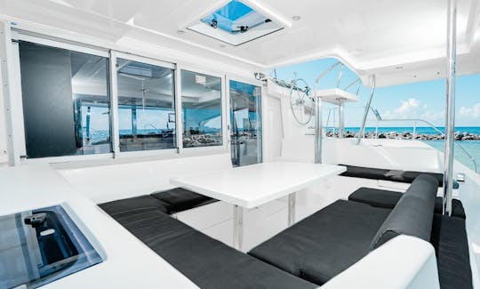 40' Leopard Luxury Catamaran All-Inclusive Charter in Riviera Maya.