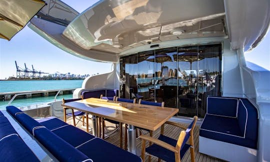101' Luxury Leopard Arno Jet Yacht Charter in Marina del Rey, California