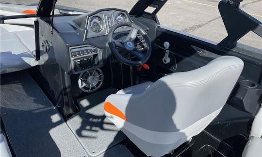2020 Axis Vandall Edition Wakeboat Rental in Boulder City, Nevada