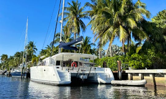 Sailing  Miami and Key Biscayne on board Catamaran Lagoon 450F