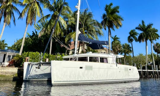 Discover Miami and Key Biscayne on board Catamaran Lagoon 450F