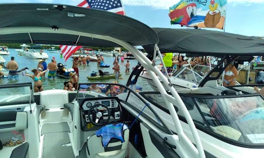 2022 - Yamaha AR210 Jet Boat in St. Petersburg, Florida