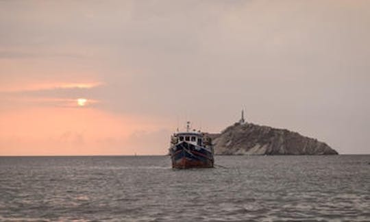 Sunset Sail in Bay of Santa Marta, Magdalena