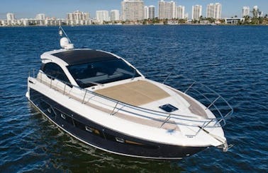 Luxury 43ft Azimut Atlantis Yacht Charter in Chicago, Illinois