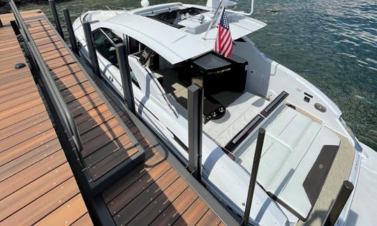 Private 36' Cobalt Yacht Charter with Captain