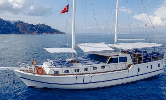 66ft Gulet, 4 Cabins, 9 Pax, 4 Crew