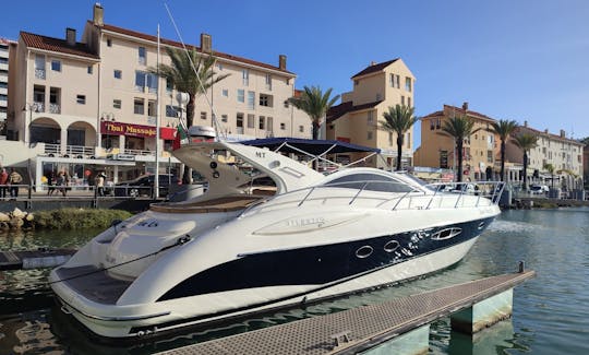 AZIMUT ATLANTIS 47 in Vilamoura