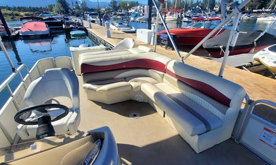 Party Cruiser de 25 pés em Lake Tahoe! 