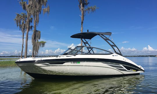 21' Yamaha Jetboat - Cruising & Wake Sports em Orlando