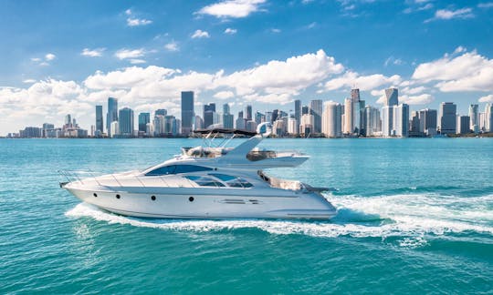 60' Azimut Flybridge Yacht in Miami Beach