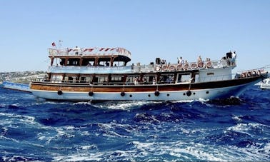 Excursion Boat in İzmir, Cesme