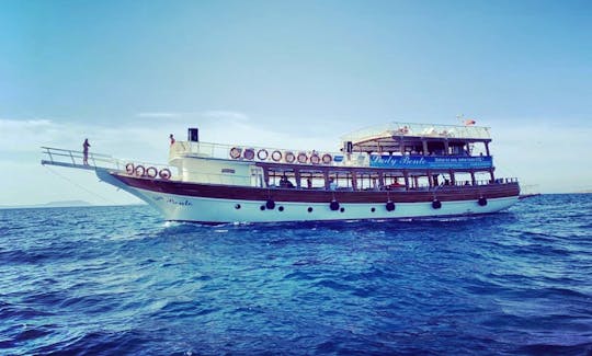 Excursion Boat in İzmir, Cesme