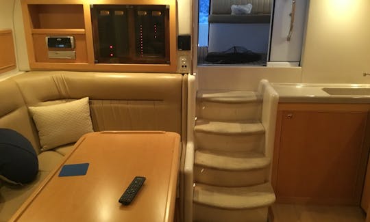 “Voodoo” 40ft Riviera Cruiser Motor Yacht Rental in Docklands, Victoria