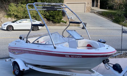 A speedy bowrider StarCraft 1700 for rent in Kelowna