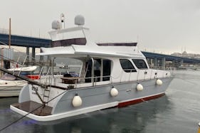 Beautiful Motor Yacht Charter in İstanbul