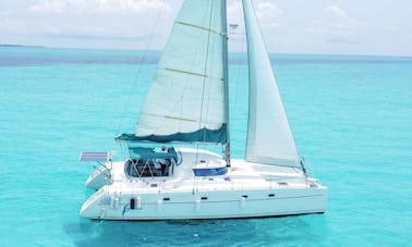 Private 44-ft Catamaran Charter for Up to 45 Guests