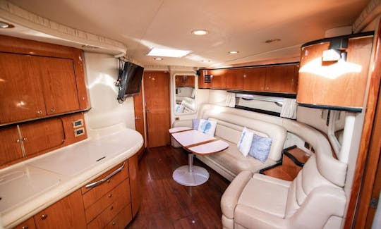 Last Minute Deal! Sea Ray 46 Ft Yacht for Rent in Cartagena, Colombia.