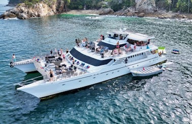 100' Mega Yacht Limousine Of The Sea [All-Inclusive], Nuevo Vallarta, Mexico