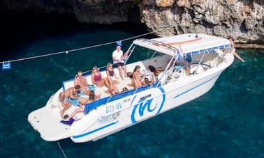 Bateau à moteur ENZO 35' pour des visites privées au départ de Hvar