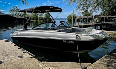 2022 Bayliner Deck Boat 200 HP for the day in Penticton, British Columbia!!