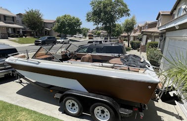 19ft Power Boat Rental in Newport Beach, California