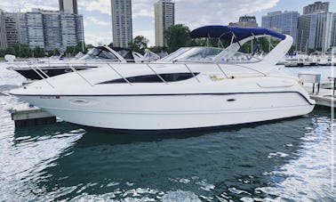 32' Motor Yacht Charter Downtown Chicago's Lake Front, Relax And Enjoy The Day