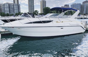 32' Motor Yacht Charter Downtown Chicago's Lake Front, Relax And Enjoy The Day With Family And Friends! rate Includes fuel, cleaning and Captain fee.